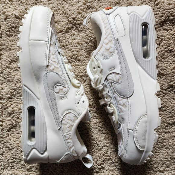 Wmns Nike Air Max 90 Futura Give Her Flowers Brand New Sz 9 - Picture 1 of 8